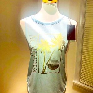 NWT Chaser Vacation Gold Foiled Fitted T-shirt 🥰